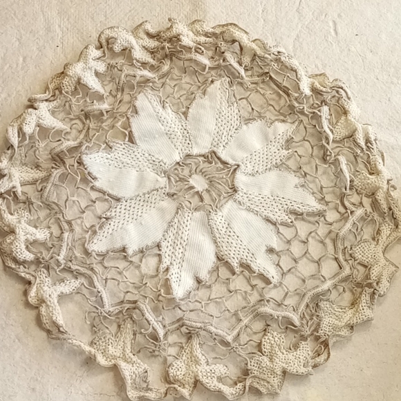 2 Italy vintage coffee cups for Expresso w/vintage doily - Picture 4 of 5